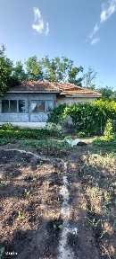 Casă de vânzare 107 mp, teren 2065 mp, acces asfalt