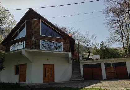 Vilă de Vânzare în Comuna Bran, Sat Predeluț - Județul BRAȘOV