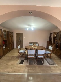 Casa de vanzare.