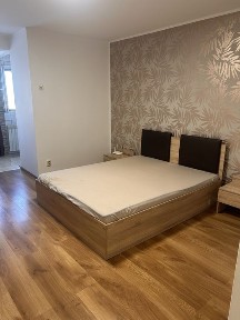 Garsoniera de inchiriat Avrig, parc Obor, 370€