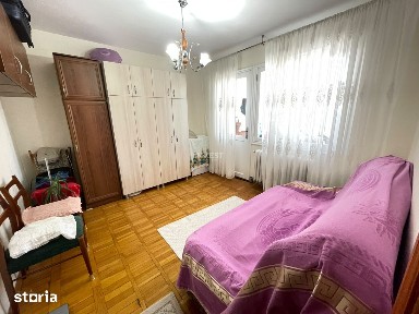 Apartament 3 camere-Podu Ros-etaj 2-Restaurant Odeon