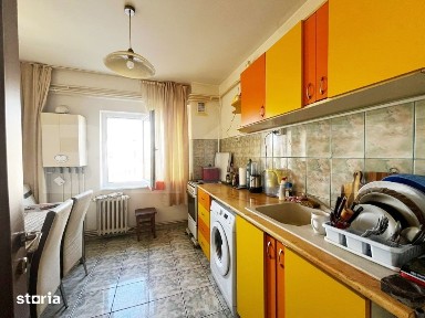 Apartament cu 3 camere, 70 mp, Mircea cel Batran