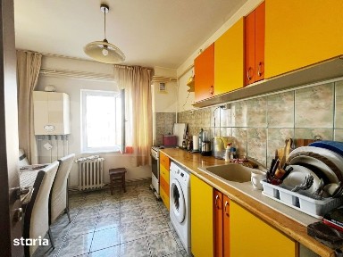 Apartament cu 3 camere, 70 mp, Mircea cel Batran