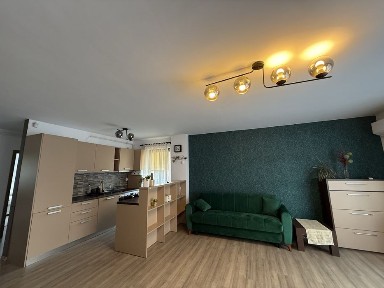 PF inchiriez ap cu 3 camere Zorilor