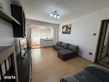 Apartament de vanzare cu 2 camere decomandat - zona Obor, Braila