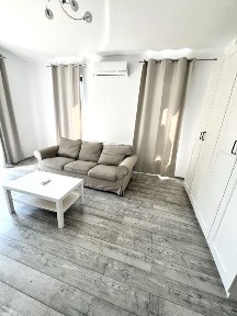Otopeni centru- direct proprietar- Apartament 2 camere - gradina proprie - parcare inclusa
