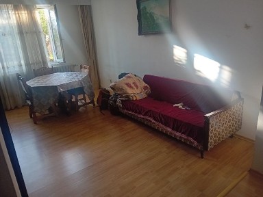 Ap 3 Cam Maratei str Progresului Parter inalt 70mp la cheie balcon centrala