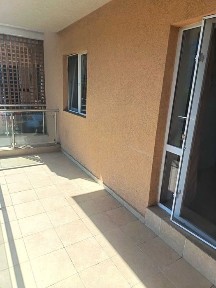 Inchiriez apartament in Green Park