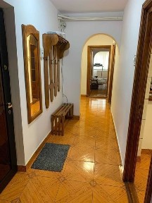 Apartament 4 camere 82 m² etaj 1 - Gura Leului Barlad
