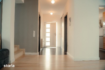 Casa individuala de inchiriat, 4 camere, 160 mp, zona UNIREA