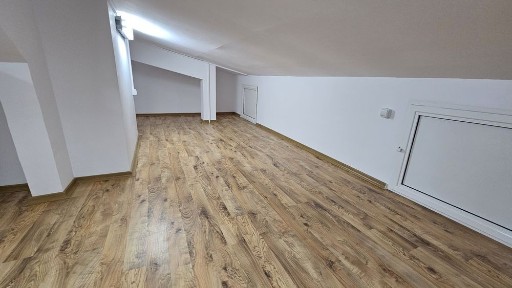 Apartament 2 camere, 7 min metrou Dimitrie Leonida, parcare, 2 balcoane, mobilat-utilat, spațiu depozitare amenajat.