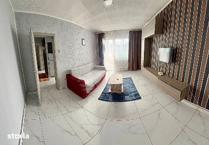 //3 CAMERE//DECOMAMDAT// BULEVARDUL REPUBLICII//