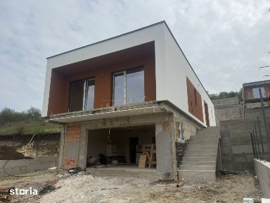 Casa individuala teren 700mp,Dezmir