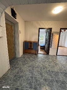 De vanzare apartament cu 3 camere, decomandat, pret 79.900 euro