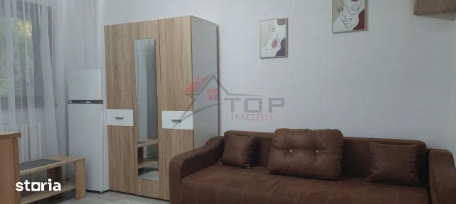 Garsoniera in bloc de apartamente, Podu Ros