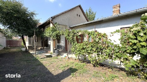 Casă 4 camere cu Teren 615 mp - Str. Mărășești Nr.62 - Carei
