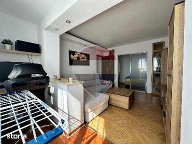 Inchiriere apartament cu 2 camere/ loc de parcare