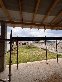 DUPLEX SPATIOS, MOSNITA NOUA, BUCATRIE INCHISA, 125MP UTILI, 5 CAMERE