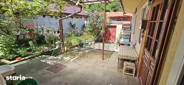 Casa cu 300 mp teren, Schei-Biserica Sfanta Treime, acces din 2 strazi
