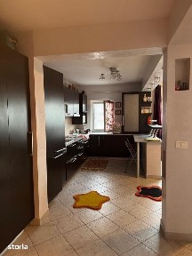 cv 45 Zona RFN, apartament 3 camere decomandat