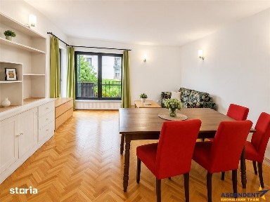 O casa altfel: stil vintage, curte proprie si 2 locuri de parcare -Bra