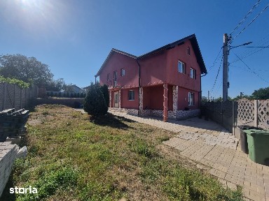 Vilă P+M+Pod,5 camere,2 băi,terasă,piscină,teren 700 mp,Simeria