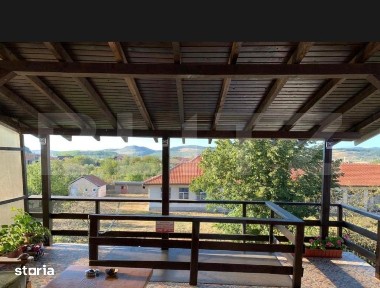 Vila, P+1+M, de vanzare, 170 mp, Viile Noi, Deva