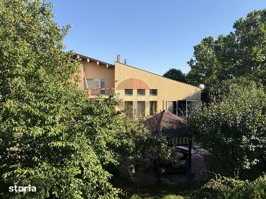 Vilă cu 2 locuințe independente - Corbeanca