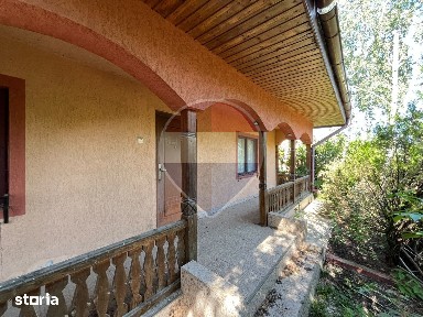 Casă P+1 cu teren 2.800 mp în Butimanu