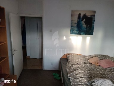 Apartament 4 camere în zona STRAZII LACU ROSU