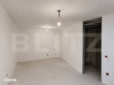 Spatiu de vanzare, 22.95 mp, zona Vivo