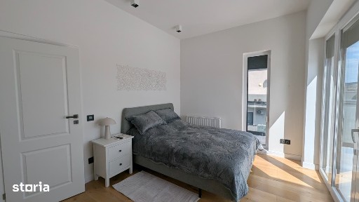 Penthouse 3 camere, terasa 150 mp zona City Residence