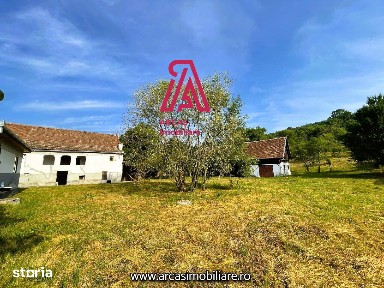 Proprietate 3665 mp, 2 Case + Șură restaurată - Tichindeal-Sibiu!