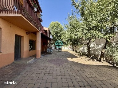 Casa de vanzare de 342 mp, teren 317, zona Semicentrala