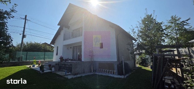 Vila 2025 de vanzare cu 4 camere in Breaza