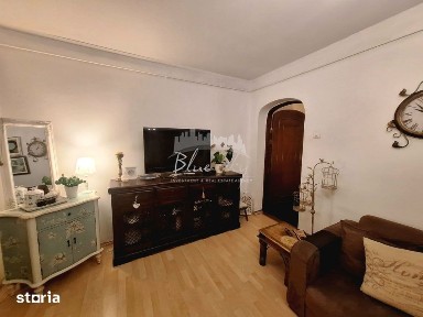 Apartament spatios cu 4 camere in zona Tomis 3 - Aleea Heracleea