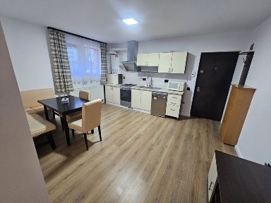 Apartament cu 2 camere Demisol + parcare cu CF, zona Buna Ziua