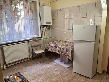 Garsoniera de închiriat