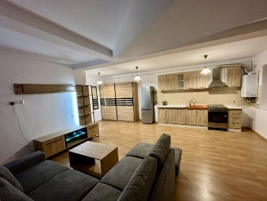 Ideal investitie! 2 camere modern, mobilat complet, AC, vedere superbă, 2 balcoane, parcare proprie - Subcetate Residence