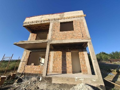 Persoana fizica - casa noua P+E Chicerea - Tomesti | Teren 612 mp!