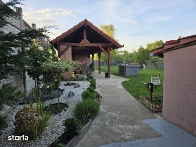 Casa independent energetic de vanzare in Biharia