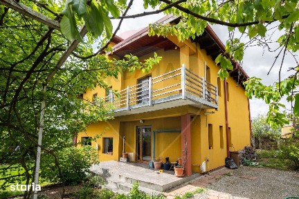 Casă / Vilă cu 5 camere de vânzare Izvorani in apropierea padurii