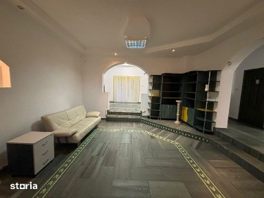 Casa de inchiriat, 180 mp, Andrei Muresanu, 6 parcari, garaj terasa, z