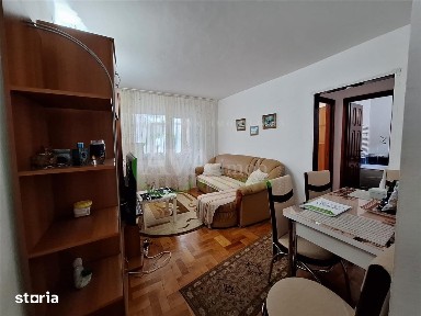 Apartament 3 camere semidecomandate etaj 3,Banca Nationala