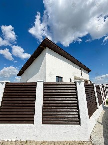 Casa de vanzare | 4 camere si 2 bai | 486 mp | La cheie