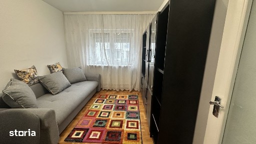 Apartament 3 camere decomandate zona Politie Sibiu