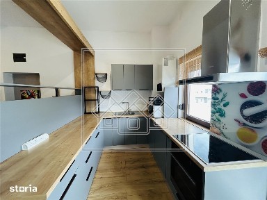 Penthouse cu 4 camere, terasa mare acoperita, zona D. Stanca