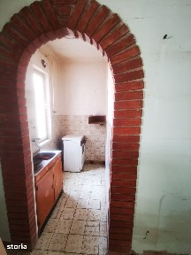 Casă cu garaj de vânzare în Biharkeresztes la doar 20 de min de Oradea