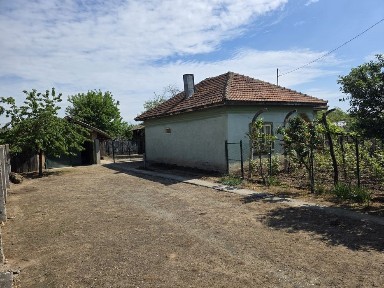 Vand casa comuna Celaru, sat Soreni,jud.Dolj
