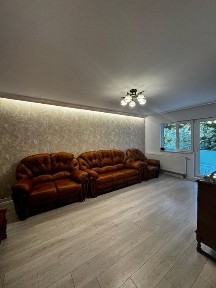 Inchiriez apartament nou renovat chiar pe malul muresului zona 300